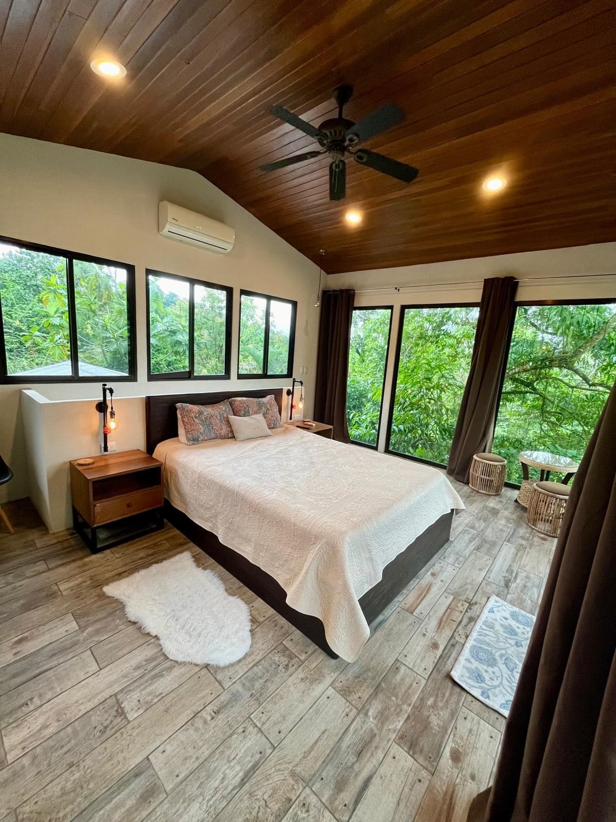Modern Home in El Castillo with Arenal Lake & Volcano Views, Development Potential & 5-Star AirBnB Success, photo 8