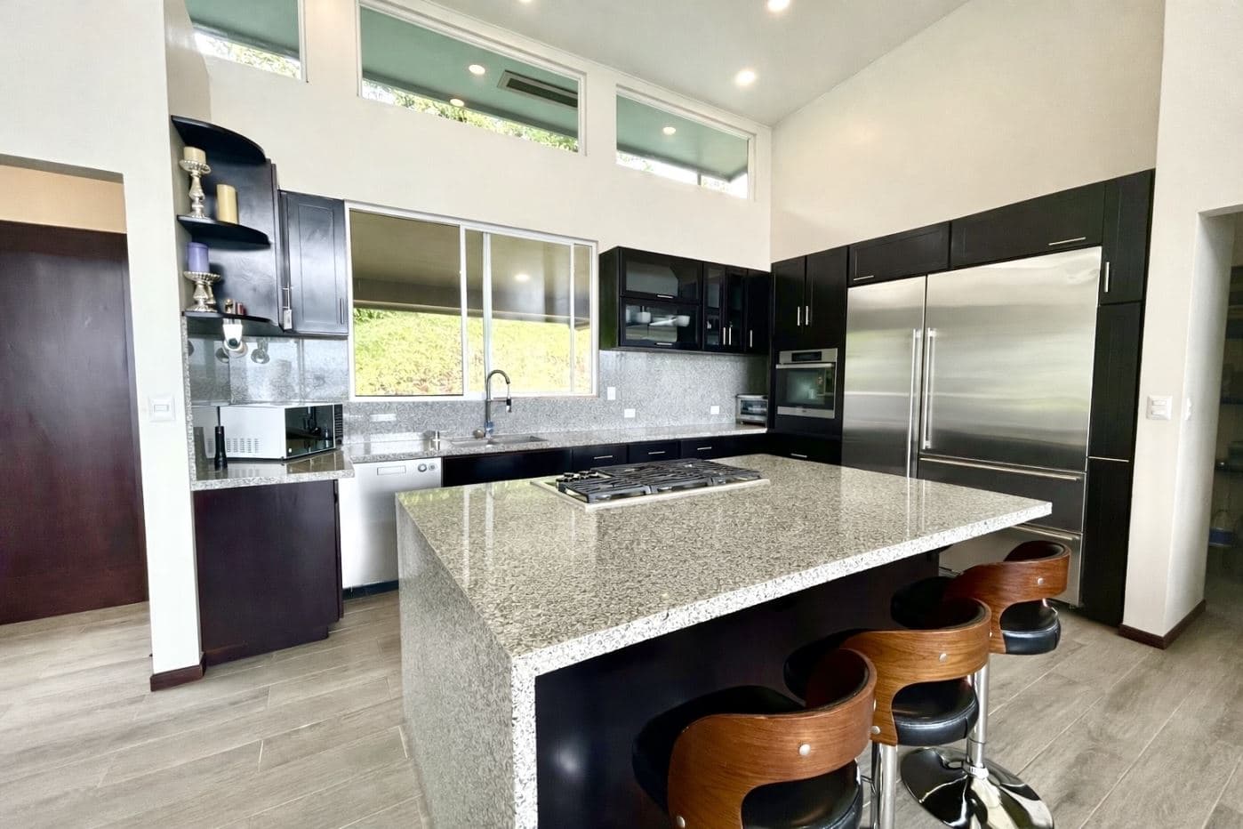 Lake Arenal Estate with Lake Views & Income Potential, photo 8