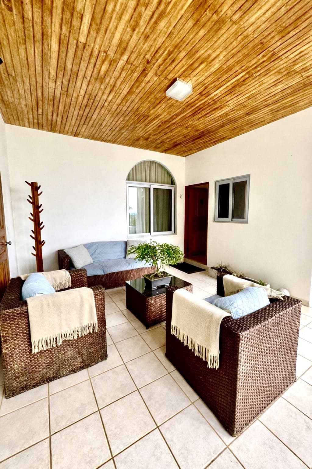 Striking Contemporary Lake Arenal Estate with California-Inspired Design and Arenal Volcano & Lake Views, photo 28