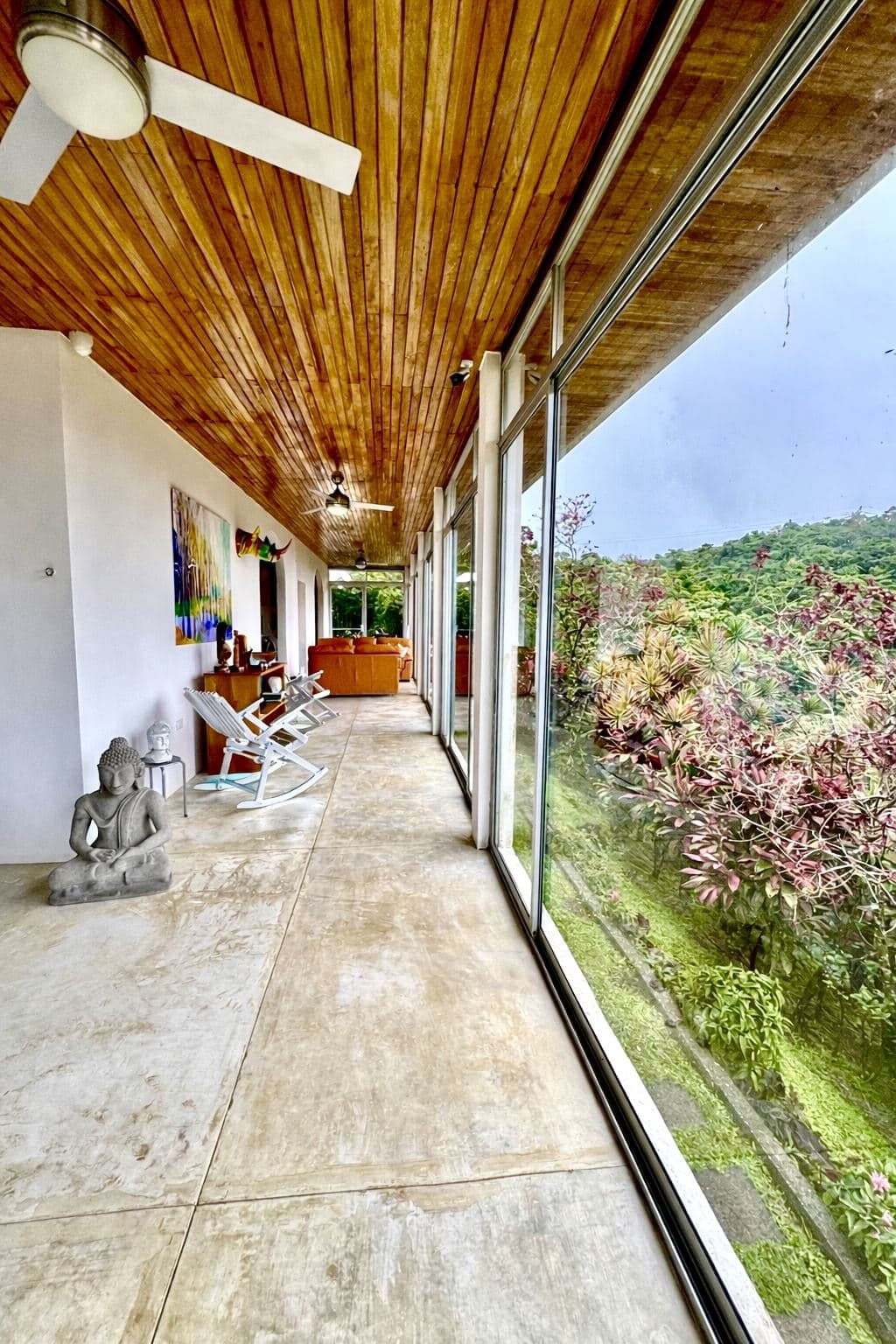 Striking Contemporary Lake Arenal Estate with California-Inspired Design and Arenal Volcano & Lake Views, photo 6