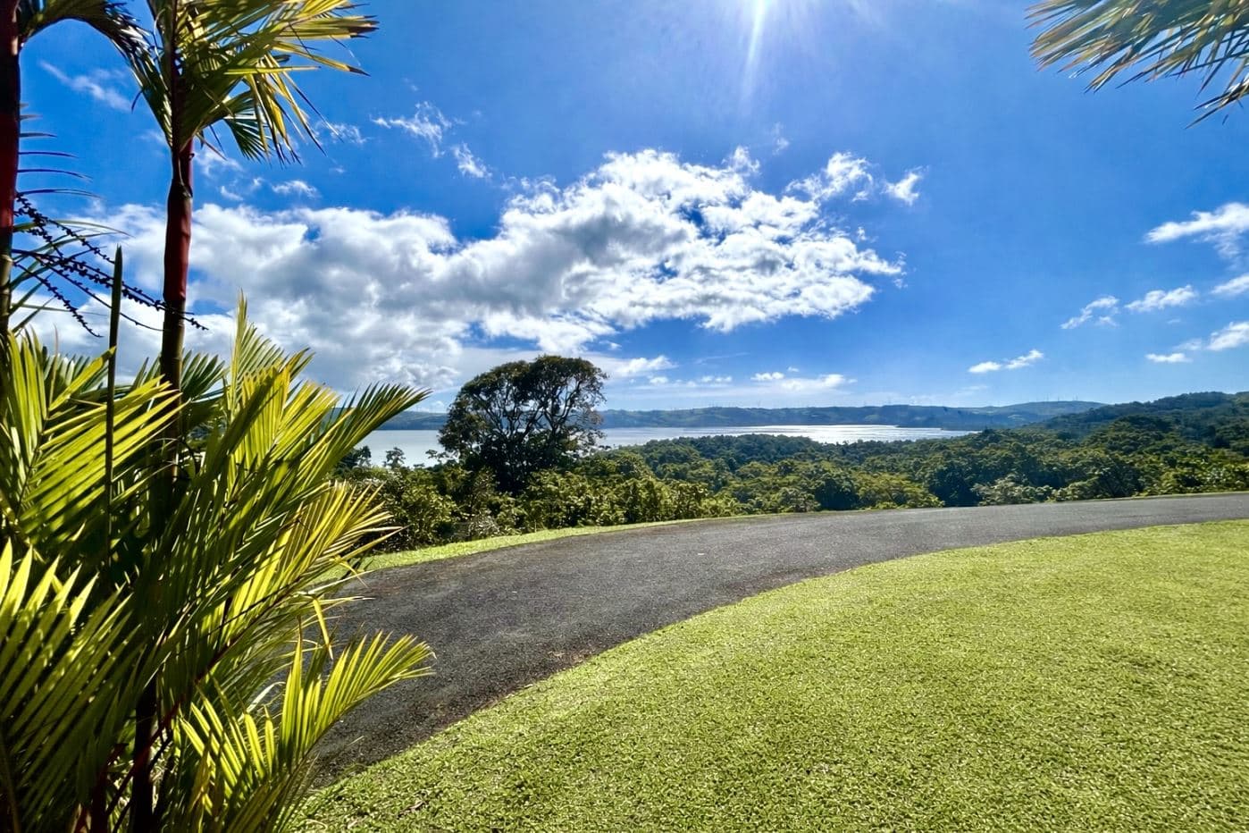Lakefront Serenity in Prestigious Gated Community of Turtle Cove Lake Arenal - 2BR 2BA Residence with Expansive Lake Arenal Views, photo 27