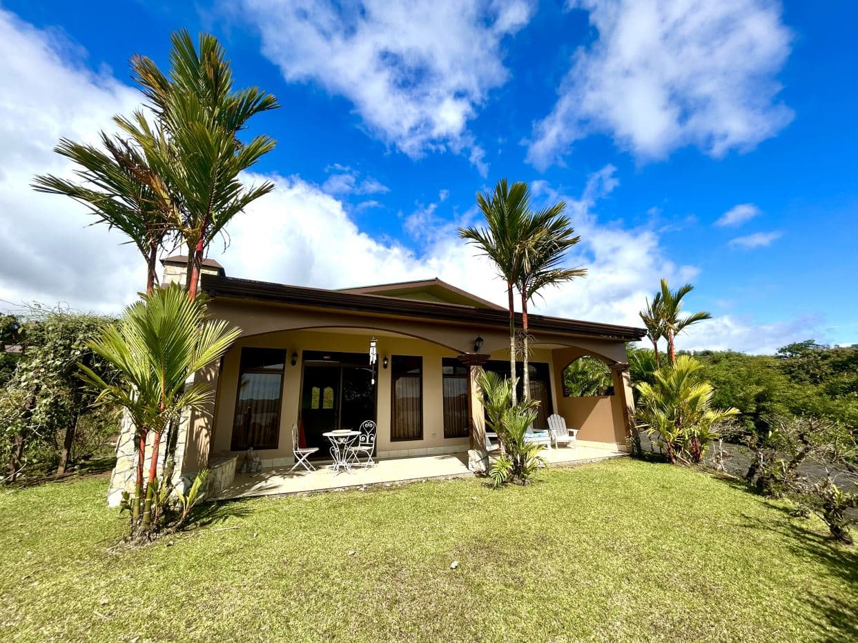 Lakefront Serenity in Prestigious Gated Community of Turtle Cove Lake Arenal - 2BR 2BA Residence with Expansive Lake Arenal Views, photo 23