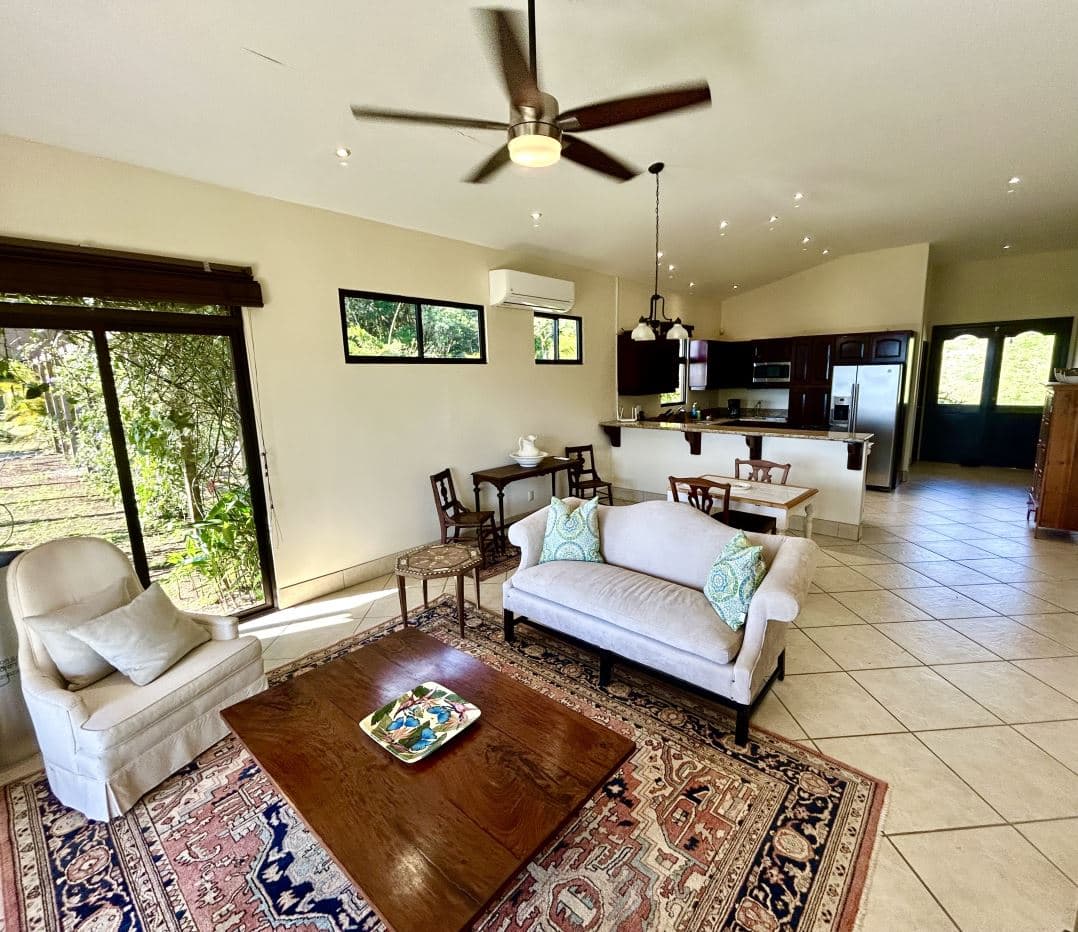 Lakefront Serenity in Prestigious Gated Community of Turtle Cove Lake Arenal - 2BR 2BA Residence with Expansive Lake Arenal Views, photo 6