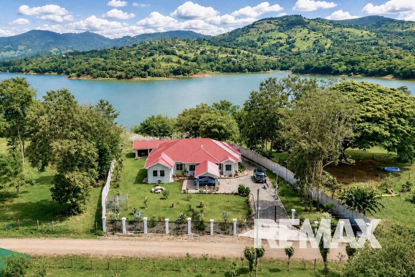 Elegant Modern Lake-Access Estate in Costa Rica’s Lake Arenal Region, photo 36