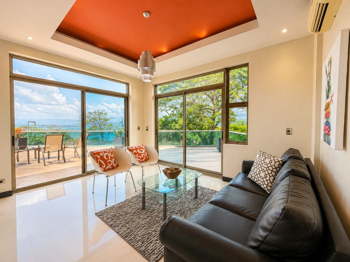 Lake Arenal Condominium Building | Three Private Suites | Lake Views | Walk To Marina, photo 5