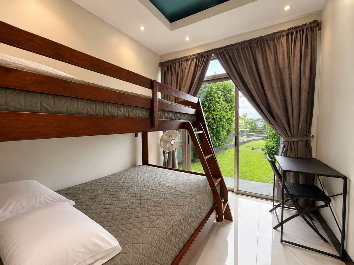 Lake Arenal Condominium Building | Three Private Suites | Lake Views | Walk To Marina, photo 14