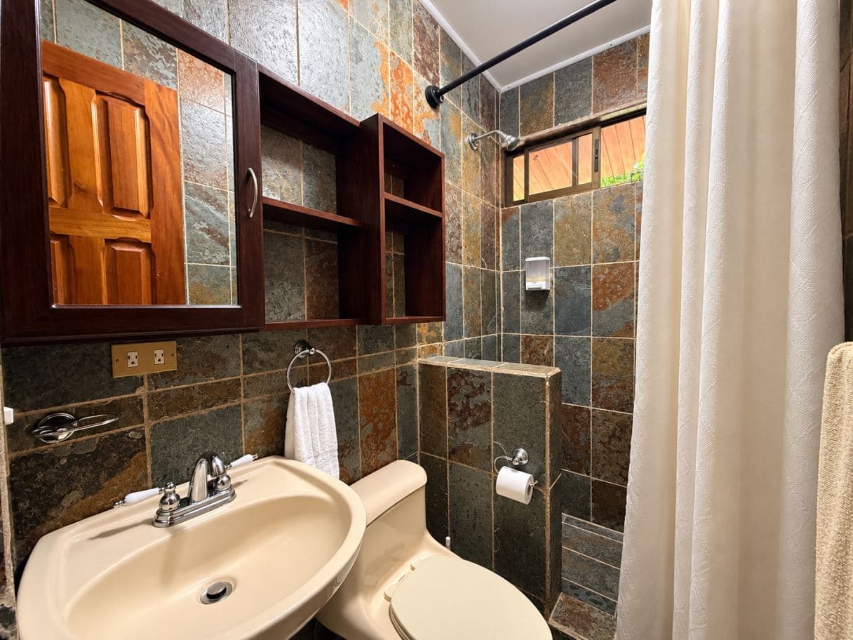 A Distinctive Residence in El Castillo with Terraces Overlooking Arenal Volcano, photo 18
