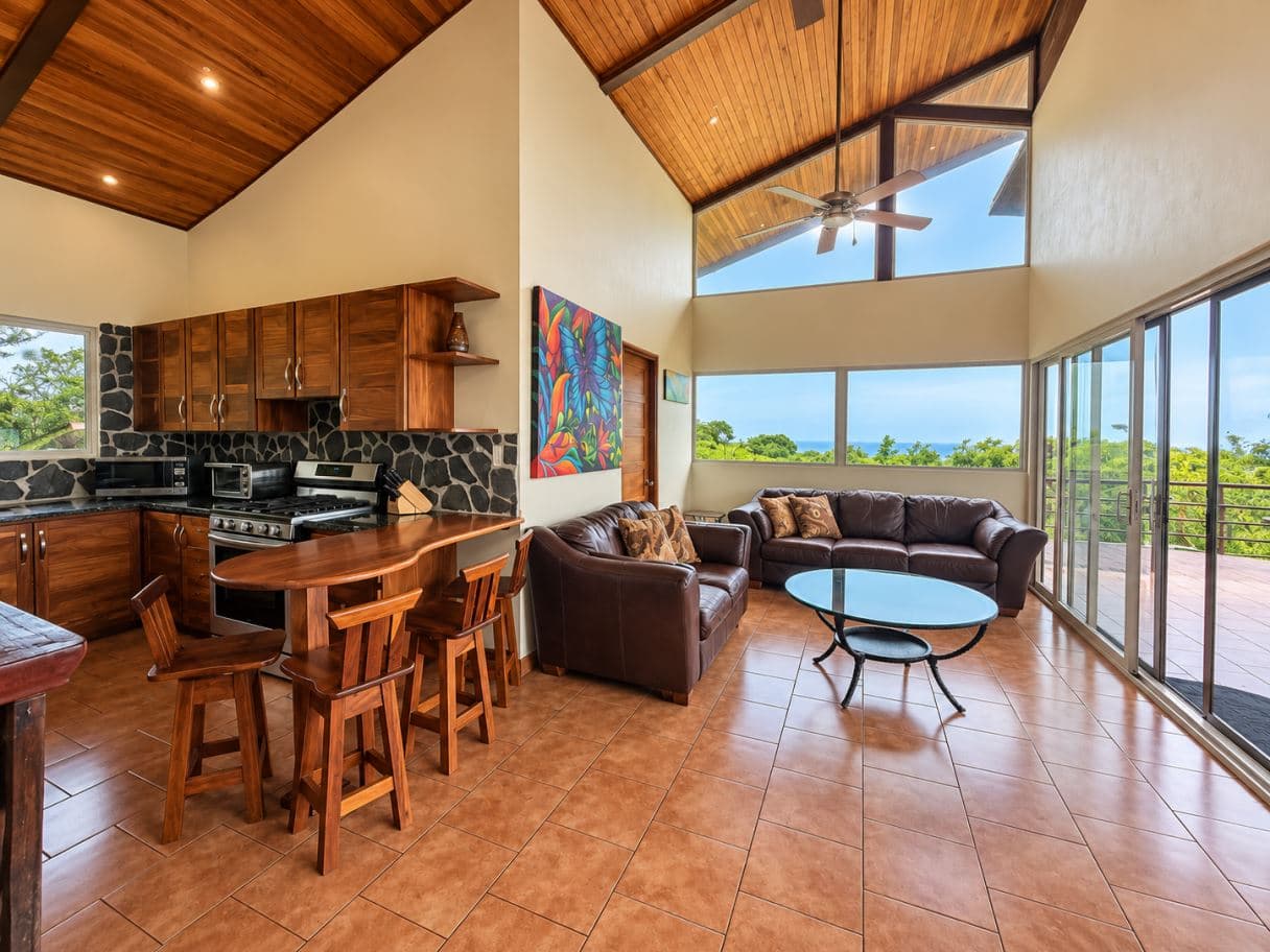 A Private Resort Estate Above Lake Arenal, photo 26