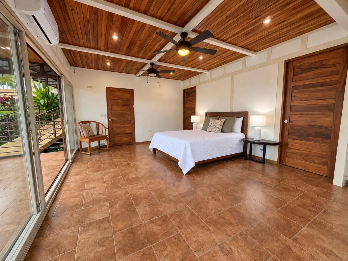 A Private Resort Estate Above Lake Arenal, photo 21