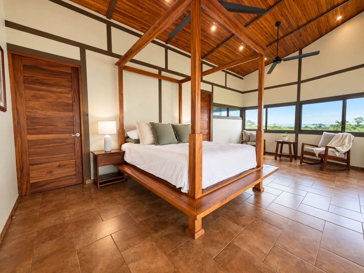 A Private Resort Estate Above Lake Arenal, photo 20