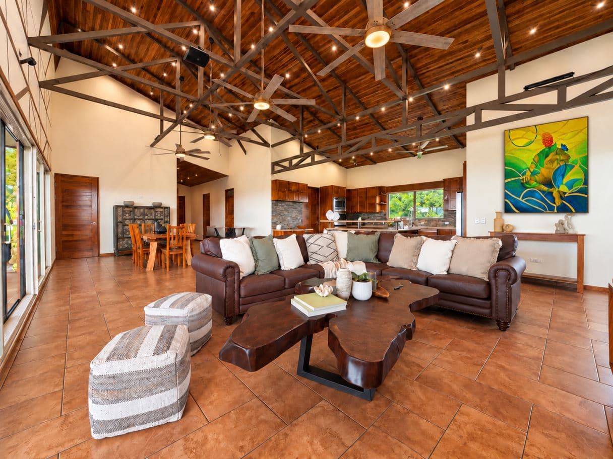 A Private Resort Estate Above Lake Arenal, photo 9