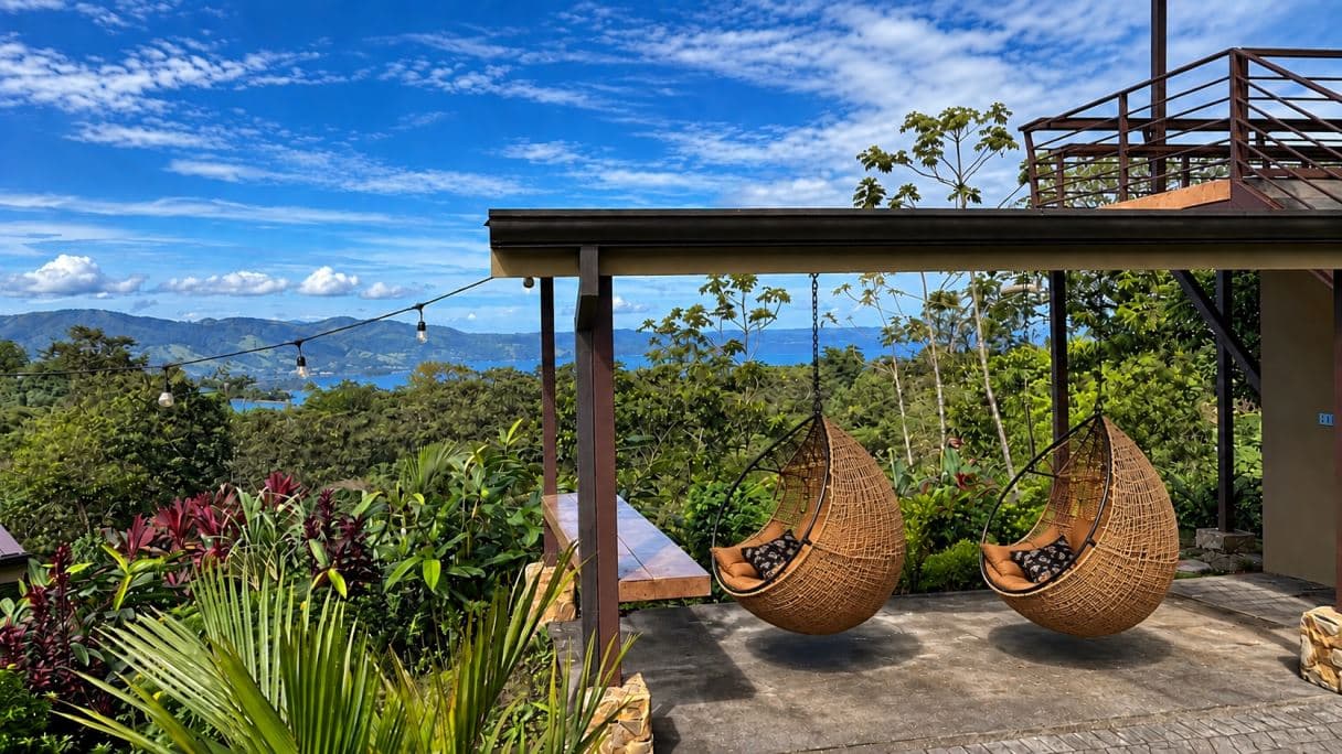 A Private Resort Estate Above Lake Arenal, photo 3