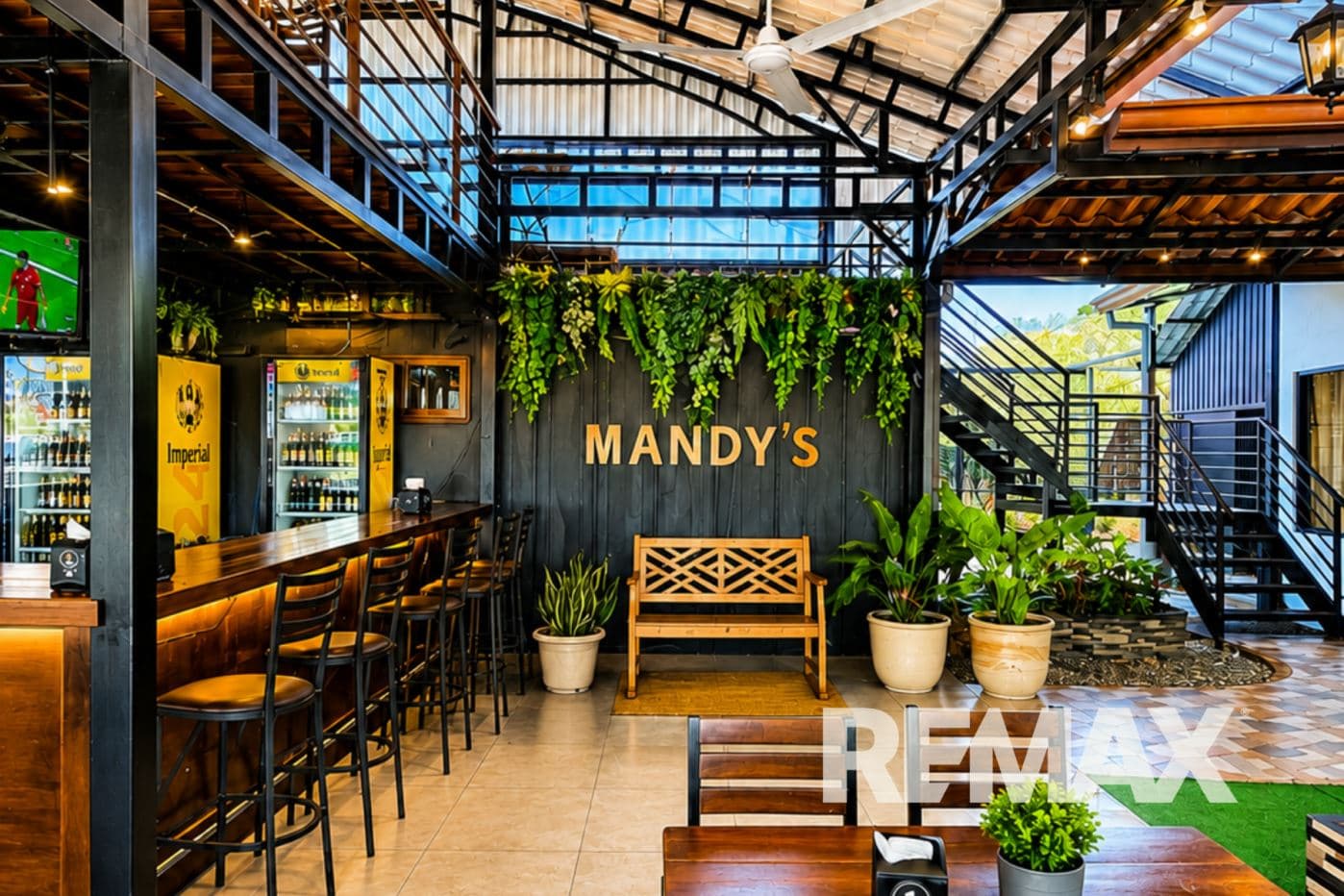 Investment Opportunity: Operating Restaurant in Cañas, Guanacaste, Costa Rica