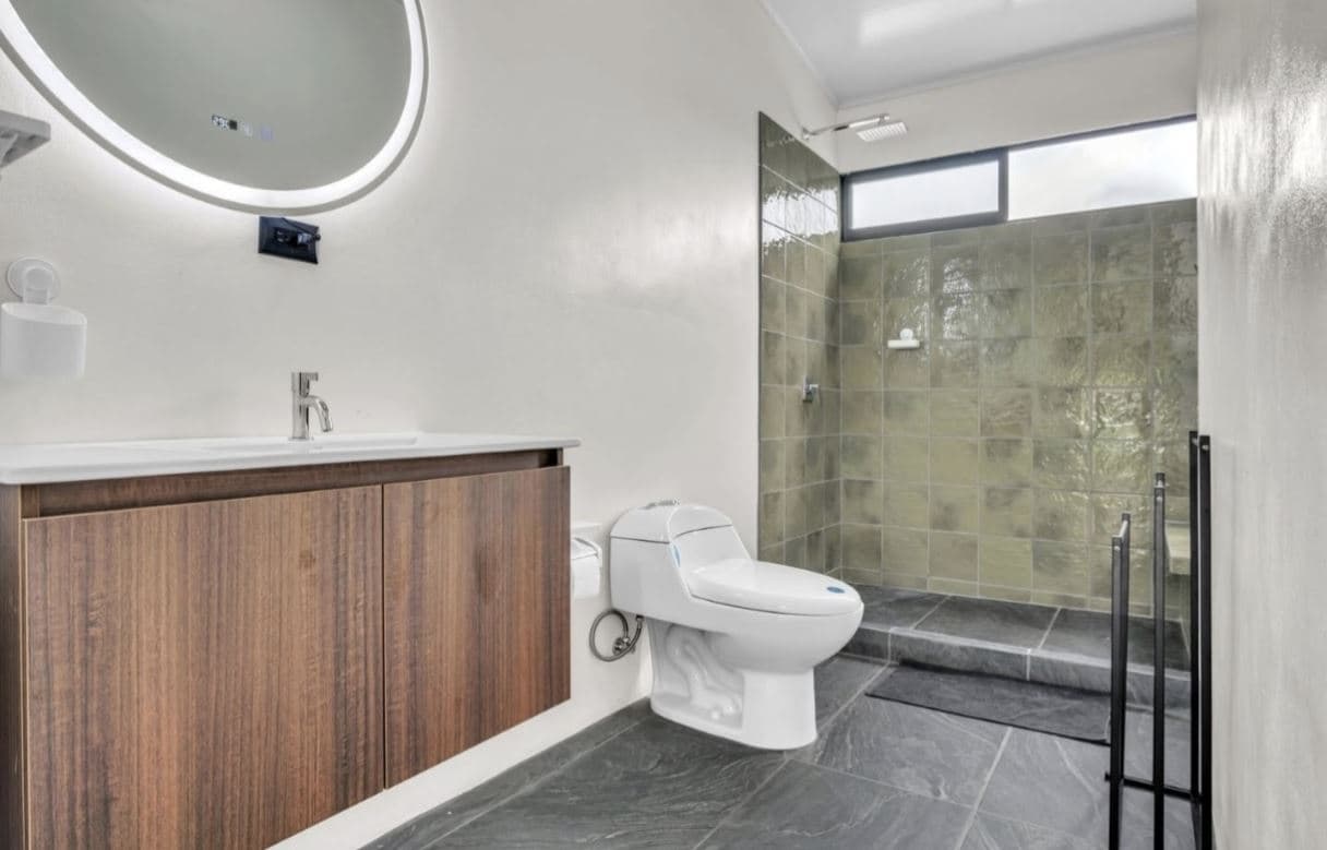Turnkey Modern Home with Private Jacuzzi in La Fortuna, photo 9