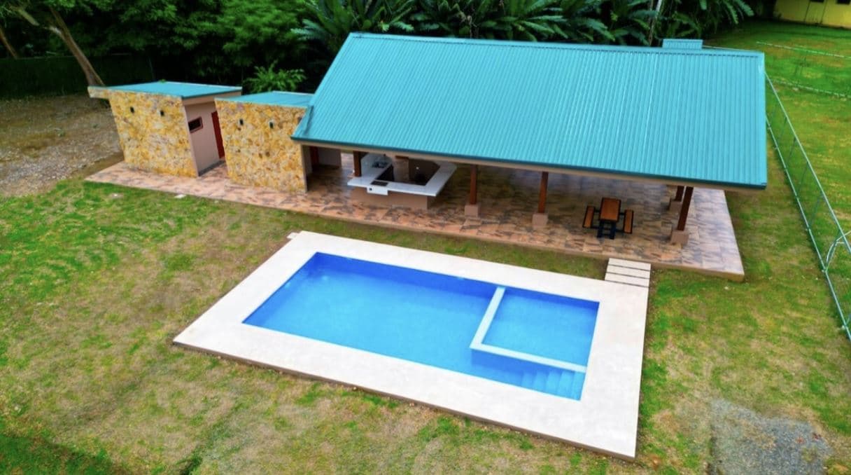 Turnkey Modern Home with Private Jacuzzi in La Fortuna, photo 2