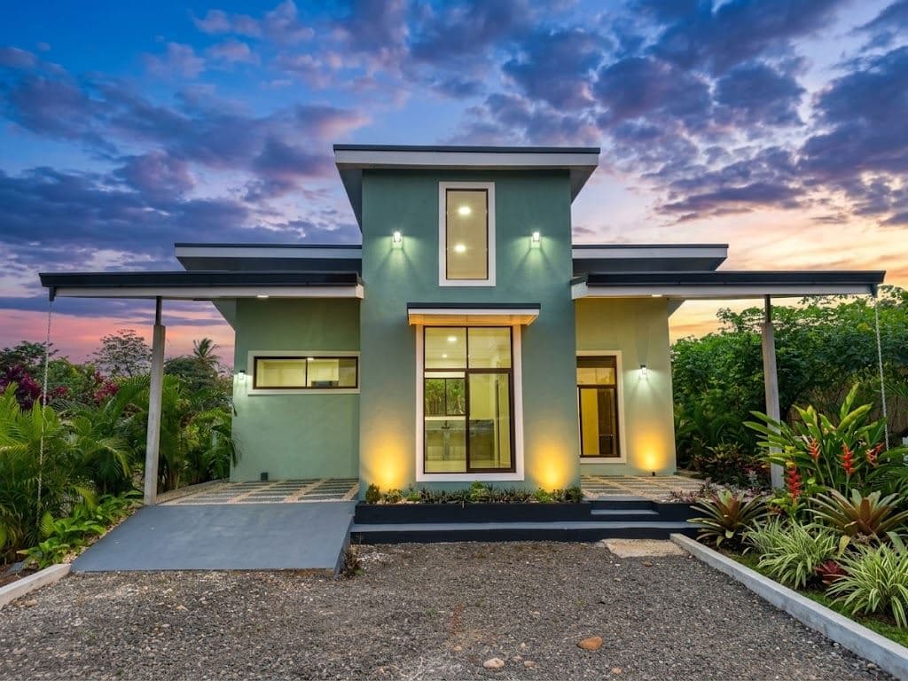 Brand-New Modern Home Near La Fortuna – Ideal Residence or Vacation Rental, photo 11